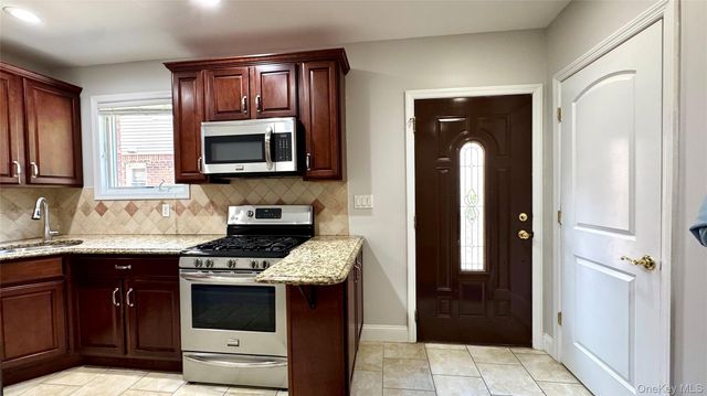 5839 196th Place, Fresh Meadows, NY 11365