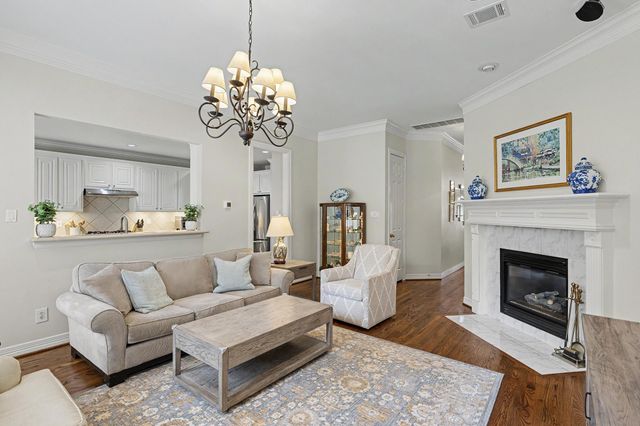 5886 Inwood Park Court, Houston, TX 77057