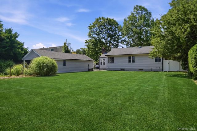 115 Bucknell Road, West Sayville, NY 11796