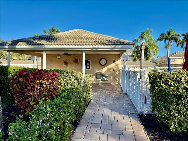 6318 GRAND OAK CIRCLE 204, Bradenton, FL 34203