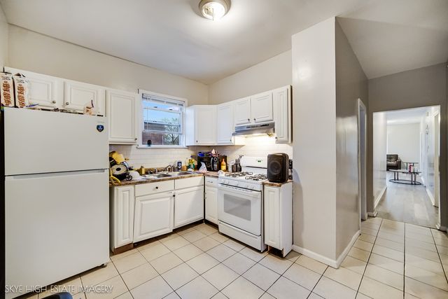 8459 S Morgan Street, Chicago, IL 60620