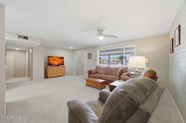 12244 N SAINT ANDREW Drive E, Sun City, AZ 85351