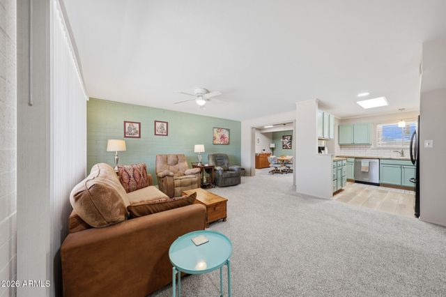 12244 N SAINT ANDREW Drive E, Sun City, AZ 85351