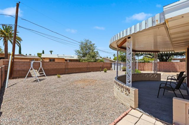 12244 N SAINT ANDREW Drive E, Sun City, AZ 85351