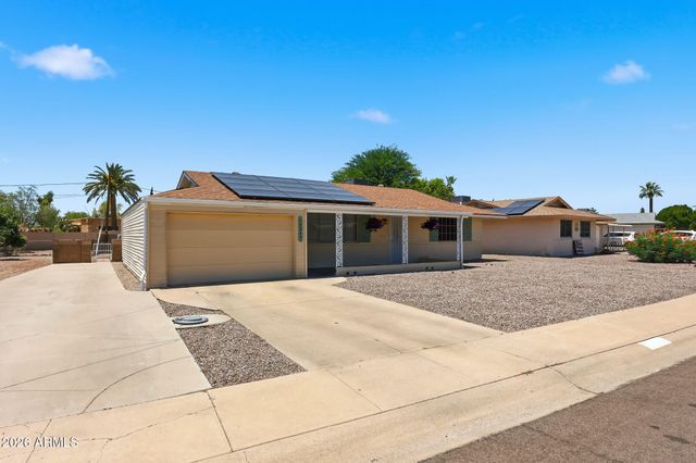 12244 N SAINT ANDREW Drive E, Sun City, AZ 85351