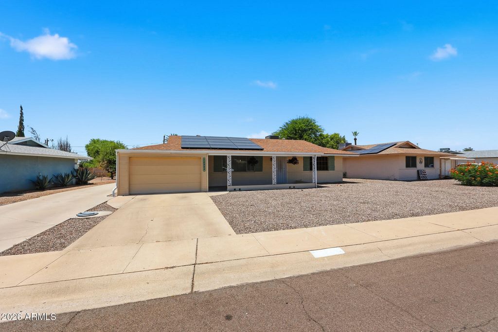 12244 N SAINT ANDREW Drive E, Sun City, AZ 85351