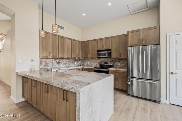 15014 S 47TH Street, Phoenix, AZ 85044