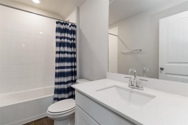 104 Sky Meadows CIR, San Marcos, TX 78666