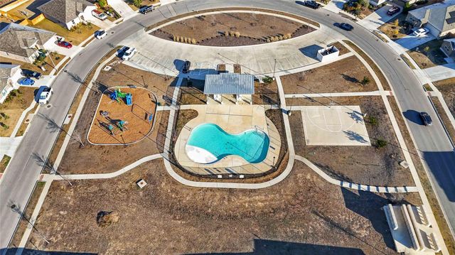 104 Sky Meadows CIR, San Marcos, TX 78666