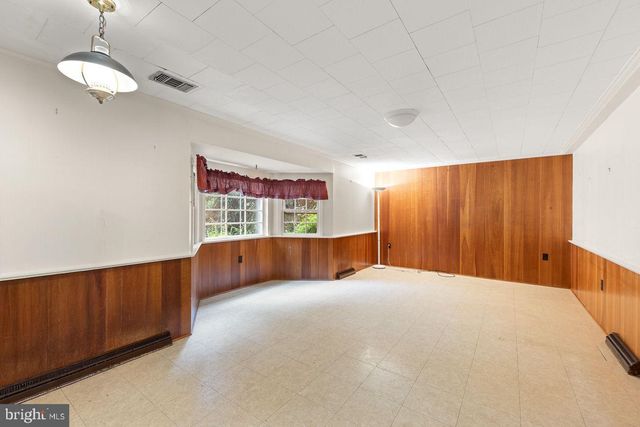 443 FAIRMONT AVE, Winchester, VA 22601