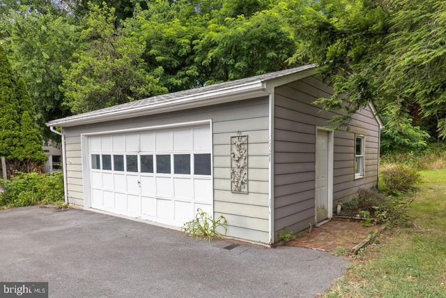 443 FAIRMONT AVE, Winchester, VA 22601