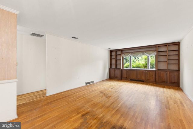 443 FAIRMONT AVE, Winchester, VA 22601