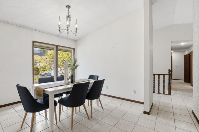 2416 S Crestline St, Spokane, WA 99203