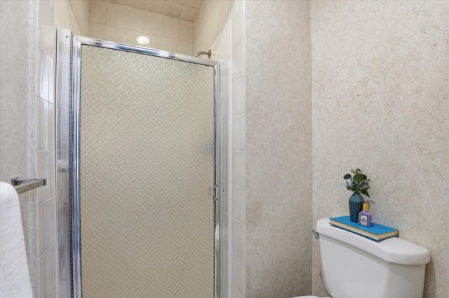 2416 S Crestline St, Spokane, WA 99203