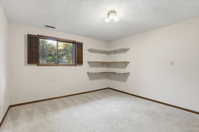 2416 S Crestline St, Spokane, WA 99203