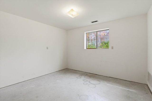 2416 S Crestline St, Spokane, WA 99203