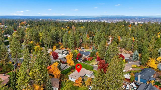 2416 S Crestline St, Spokane, WA 99203