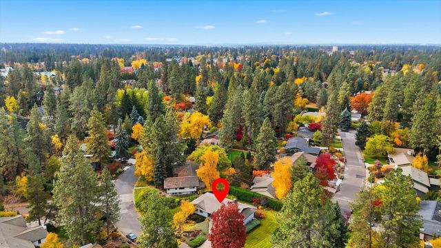 2416 S Crestline St, Spokane, WA 99203