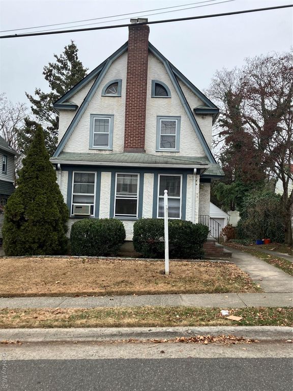 4627 Jayson Avenue, Great Neck, NY 11020