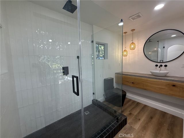 28487 Altamont Court, Lake Arrowhead, CA 92352