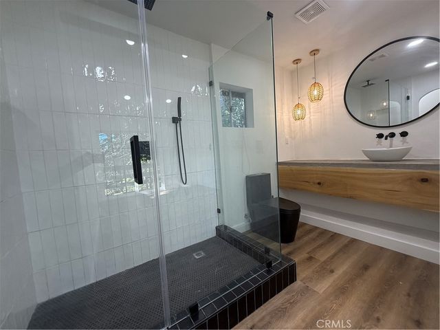 28487 Altamont Court, Lake Arrowhead, CA 92352