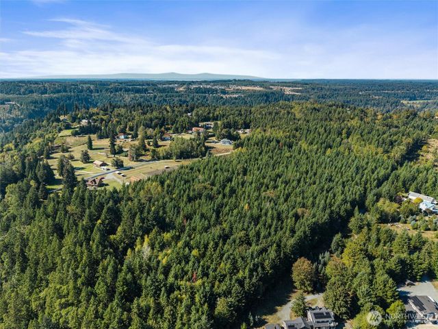 16815 224th Avenue Ct E, Orting, WA 98360