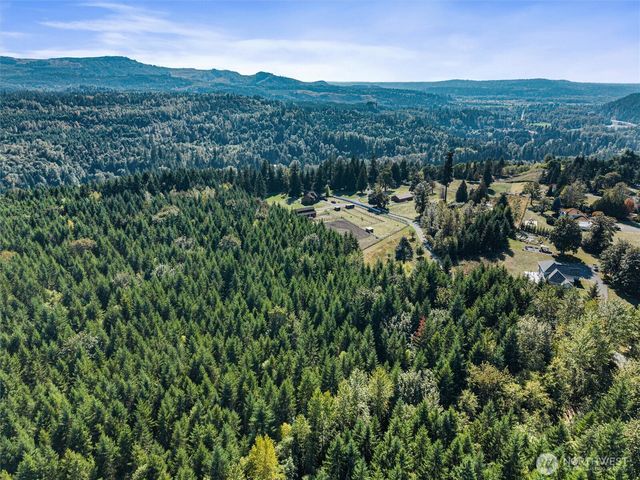 16815 224th Avenue Ct E, Orting, WA 98360
