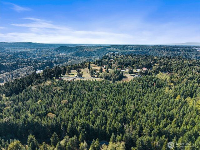 16815 224th Avenue Ct E, Orting, WA 98360