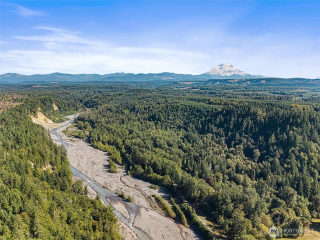 16815 224th Avenue Ct E, Orting, WA 98360