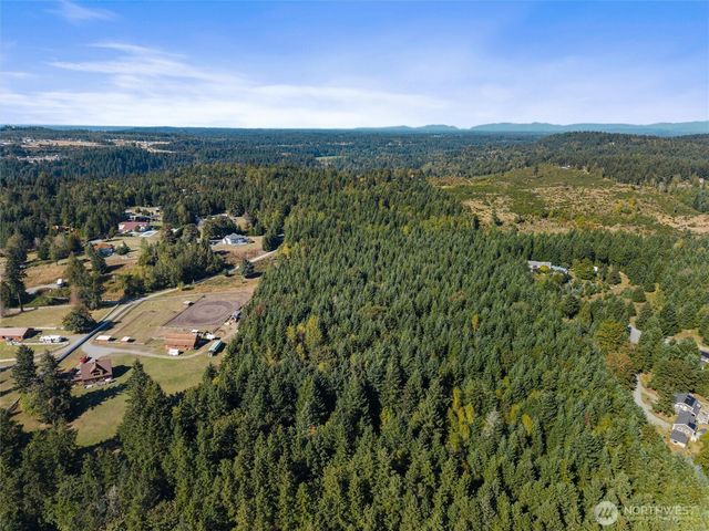 16815 224th Avenue Ct E, Orting, WA 98360