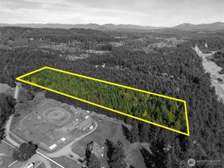 16815 224th Avenue Ct E, Orting, WA 98360