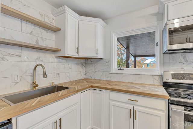 1758 Tuxworth Avenue, Cincinnati, OH 45238