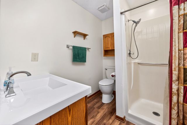 9084 Clark Street, Clive, IA 50325