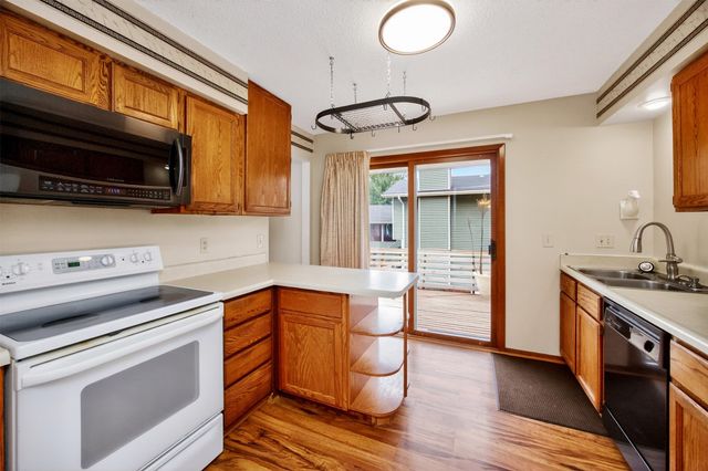 9084 Clark Street, Clive, IA 50325