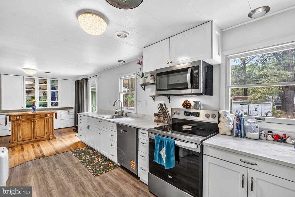 Image 12 of property listing at 132 PENNICK DR, Stevensville, MD 21666