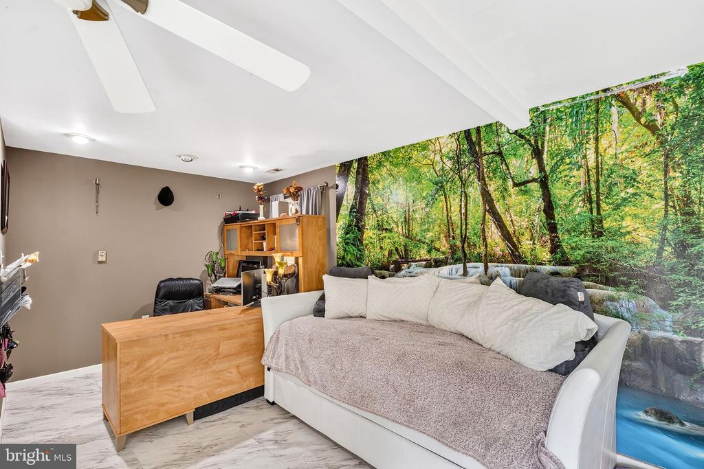 Image 29 of property listing at 132 PENNICK DR, Stevensville, MD 21666