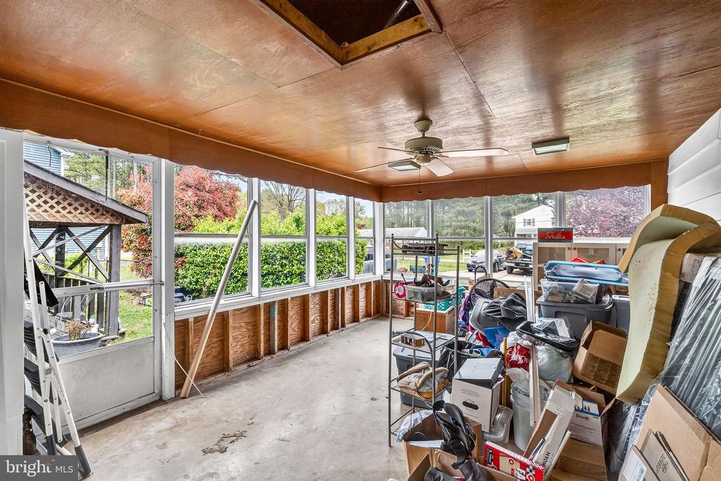 Image 33 of property listing at 132 PENNICK DR, Stevensville, MD 21666