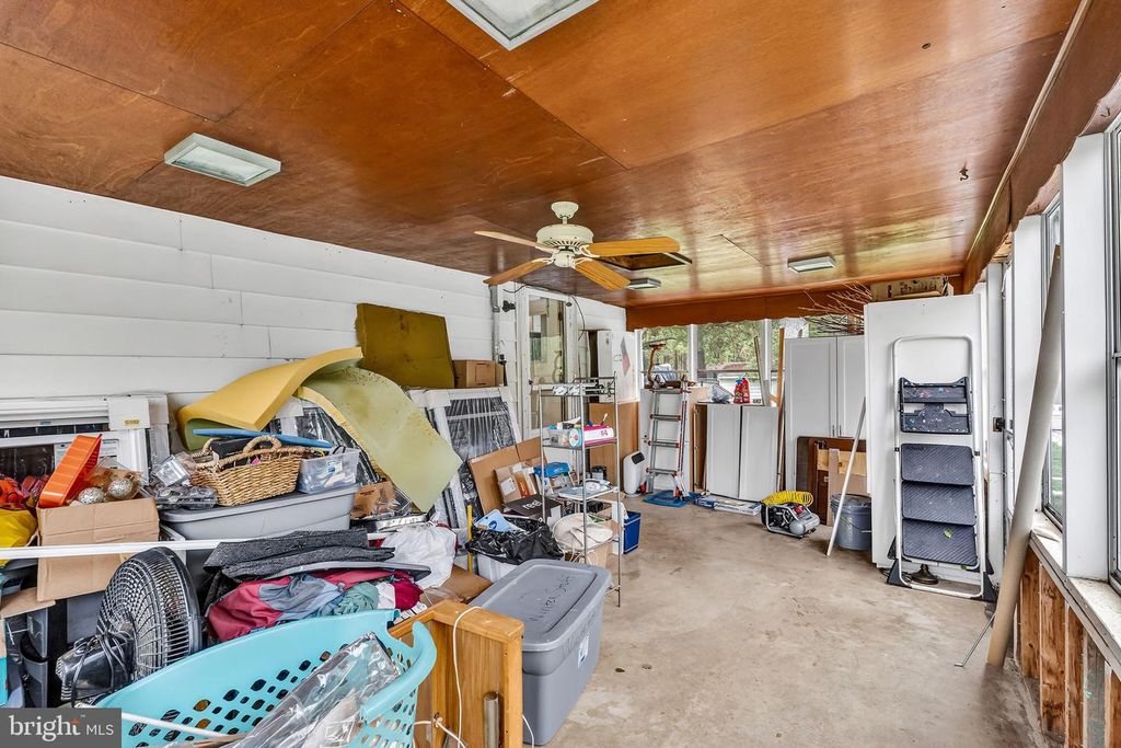 Image 34 of property listing at 132 PENNICK DR, Stevensville, MD 21666