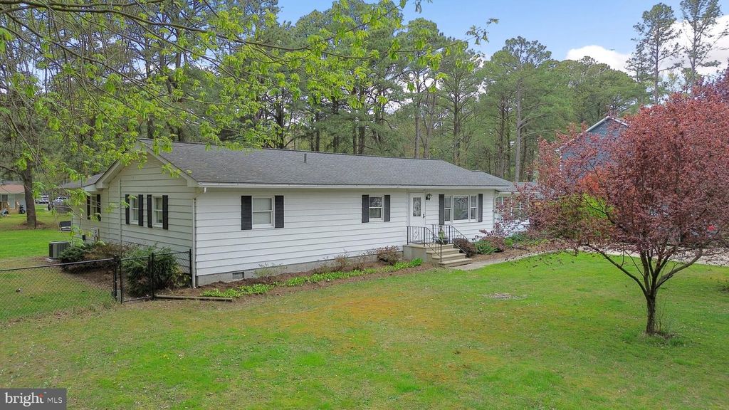 Image 48 of property listing at 132 PENNICK DR, Stevensville, MD 21666