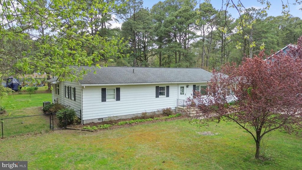 Image 49 of property listing at 132 PENNICK DR, Stevensville, MD 21666