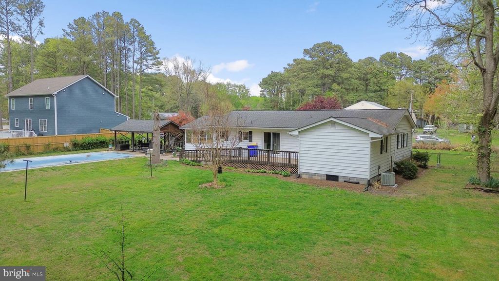 Image 53 of property listing at 132 PENNICK DR, Stevensville, MD 21666