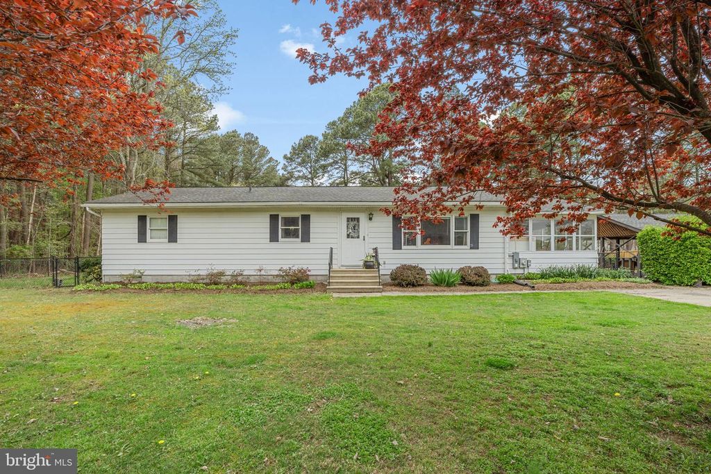 Image 55 of property listing at 132 PENNICK DR, Stevensville, MD 21666