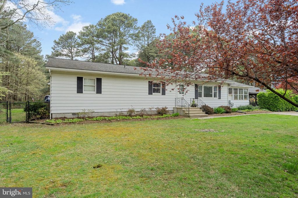 Image 56 of property listing at 132 PENNICK DR, Stevensville, MD 21666