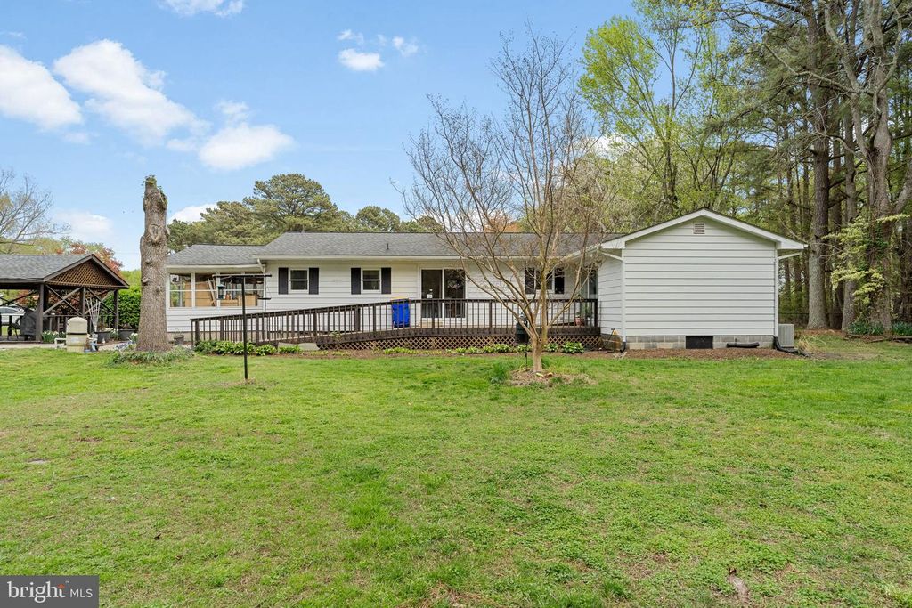 Image 59 of property listing at 132 PENNICK DR, Stevensville, MD 21666