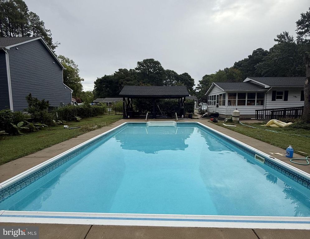 Image 64 of property listing at 132 PENNICK DR, Stevensville, MD 21666