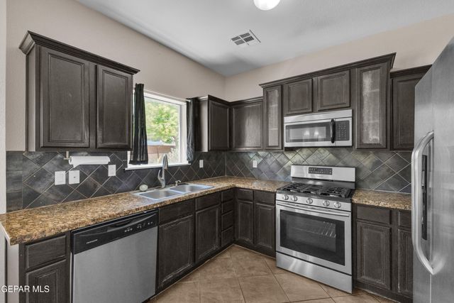 14371 WHISPER MARE Court, El Paso, TX 79938