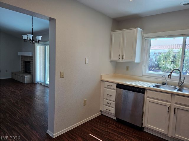 8801 Pennystone Avenue, Las Vegas, NV 89134