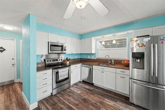 2561 BLACKWOOD CIRCLE, Clearwater, FL 33763