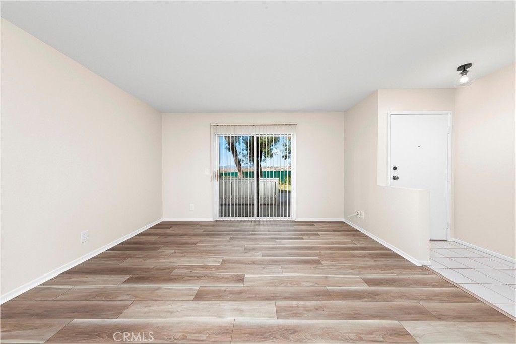 21309 Eucalyptus Way 101, Newhall, CA 91321 — photo 3