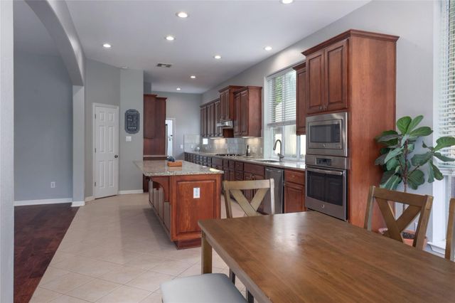 2279 Fernspring DR, Round Rock, TX 78665